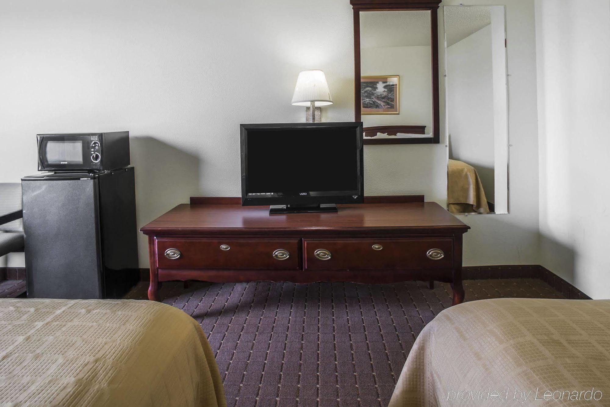 Hotel Super 8 By Wyndham Harrisburg Zewnętrze zdjęcie